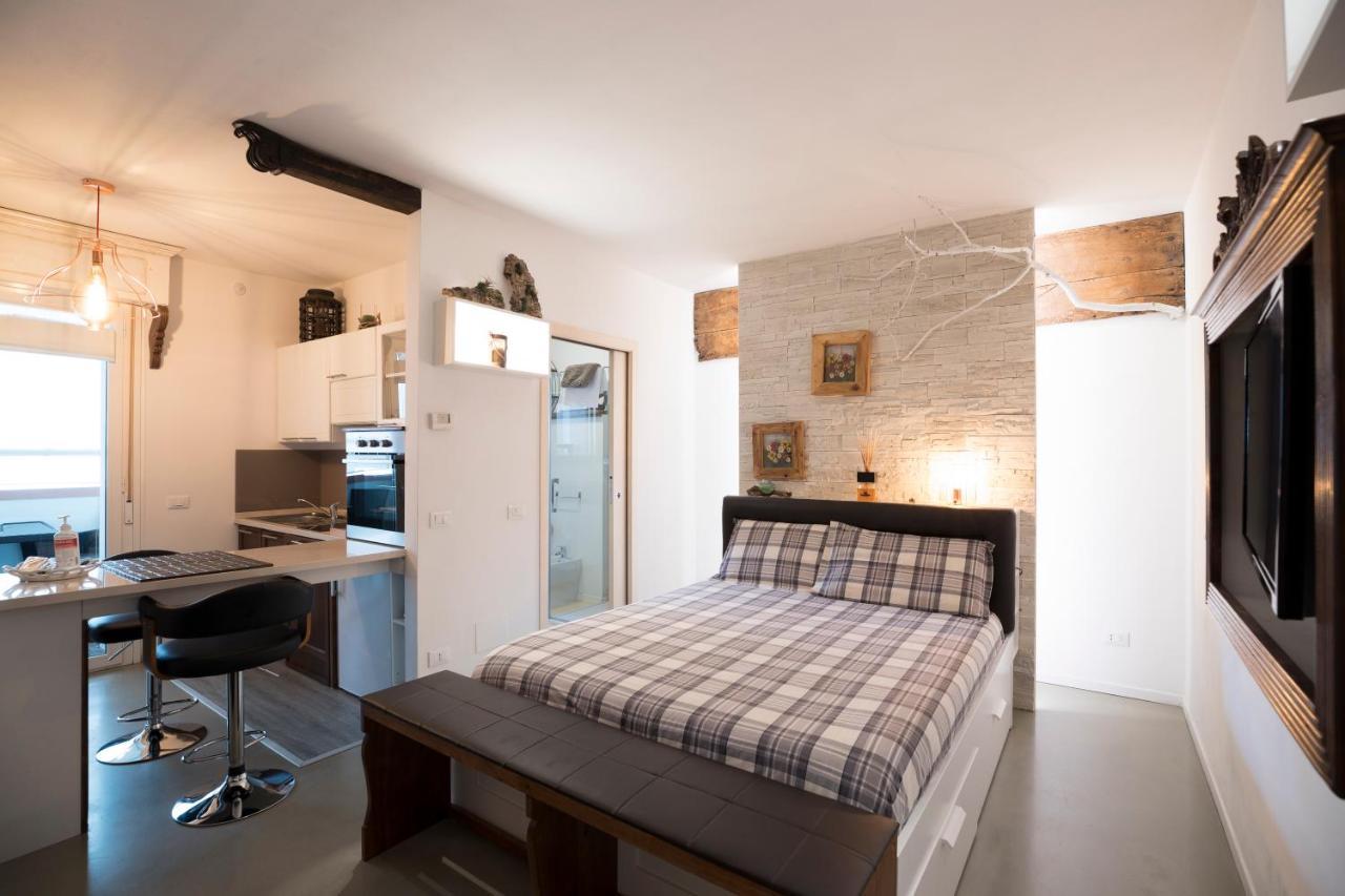Come Sentirsi A Casa Piacenza Exteriör bild